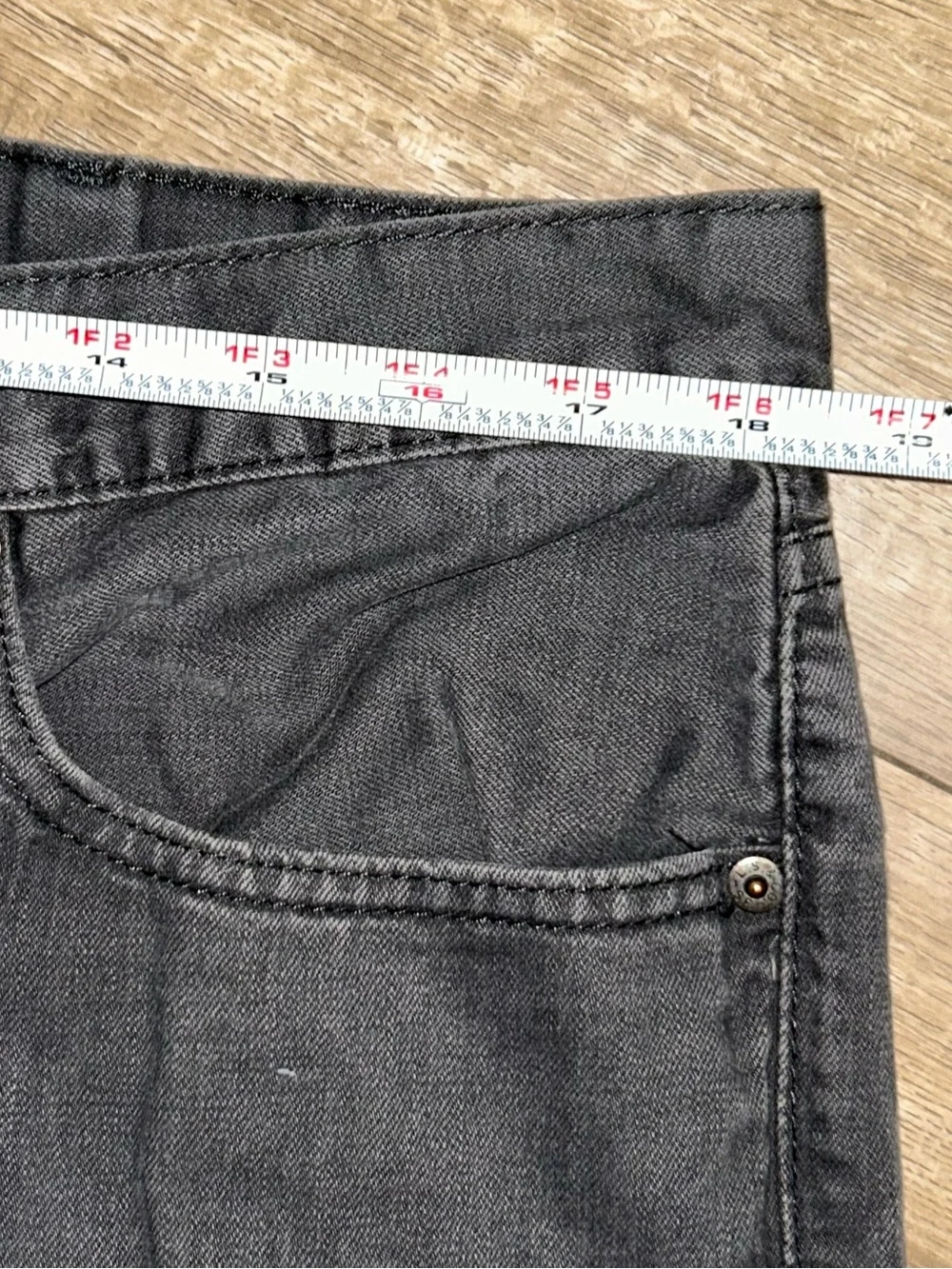 Levis 505 Jeans Mens 38x30 Black Regular Fit Straight Leg Denim Pants